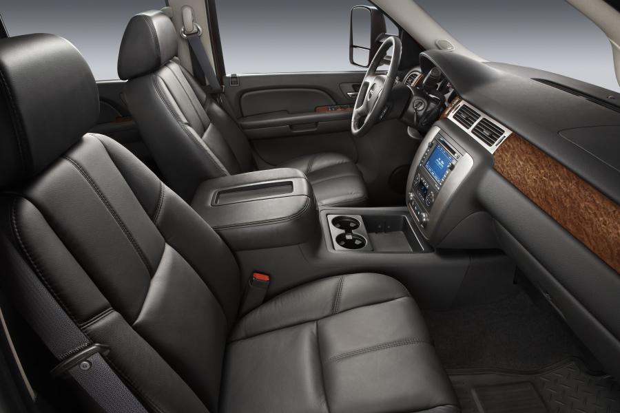  GMC Sierra 3500 HD 2008 года  (фото 22 из 36)